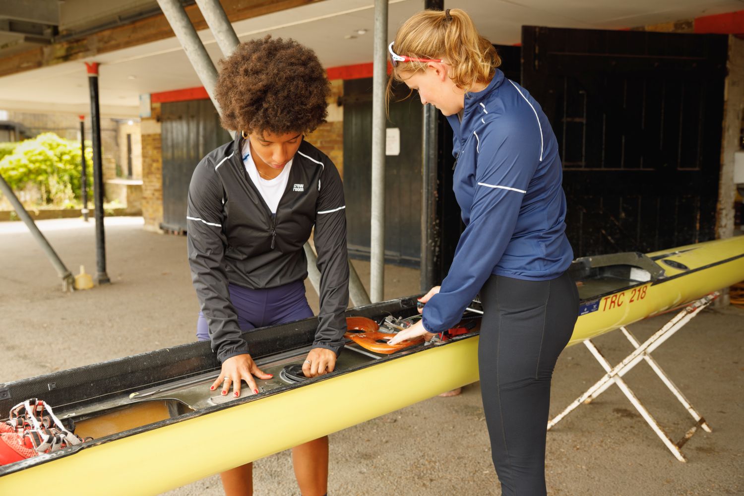 The Tundra Rower Jacket (Women's) - Crewroom - XS - Navy