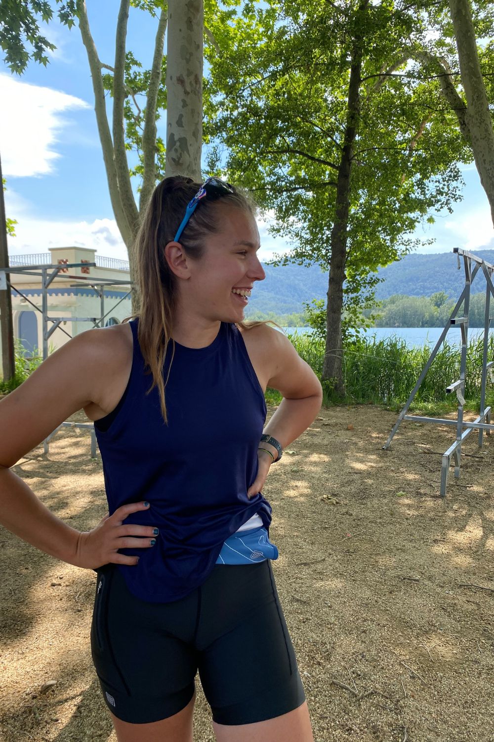 The Relaxed Tank (Women's) - Crewroom - XS - Navy