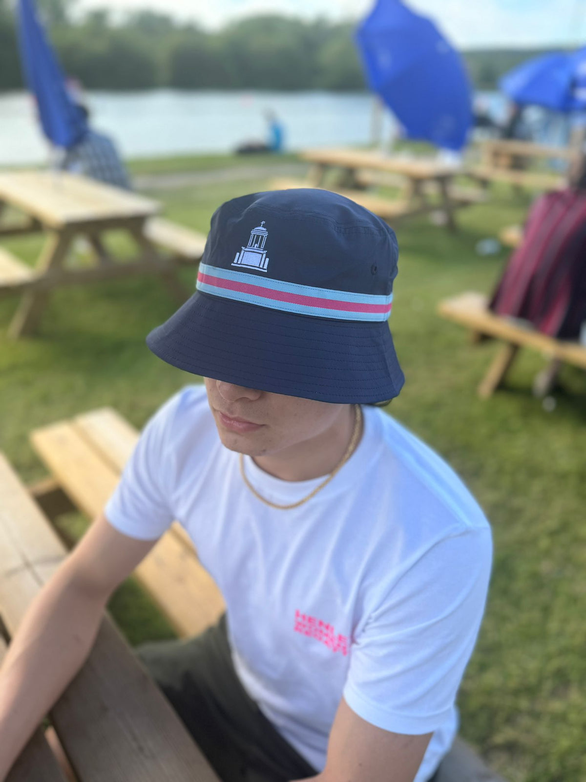 The HWR Bucket Hat (Temple Island) - Crewroom - Navy -